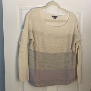 Women's Cream and Gray Sweater